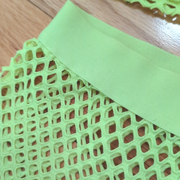 Neon yellow fishnet crop top and bottoms set - Picture 2 of 4